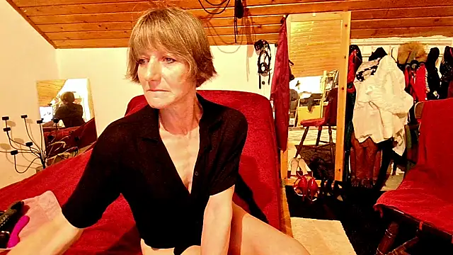 Snapshot of Hot_Colettte chatting on 06-03-26, 07:40 Hot Colettte online show from 06-03-26, 07:40