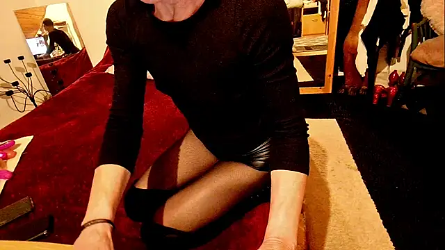 Hot Colettte online show from 11-20-25, 08:31