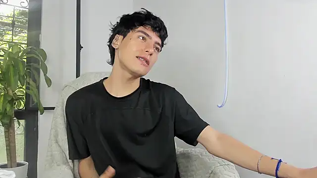 sebas rose online show from 09-28-25, 02:13