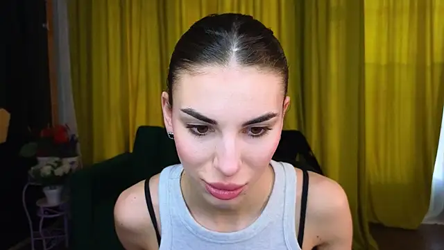 EmmyGreans online show from 04-04-26, 05:36