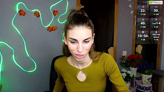 EmmyGreans online show from 11-10-25, 07:13