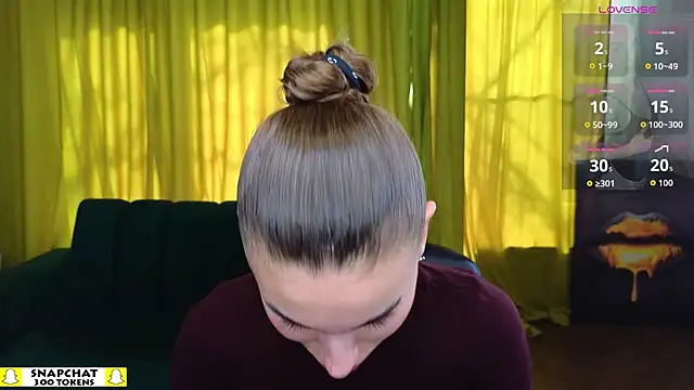 EmmyGreans online show from 03-26-26, 06:44