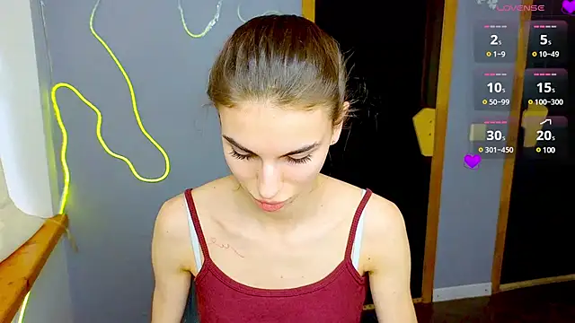 EmmyGreans online show from 02-05-25, 12:27