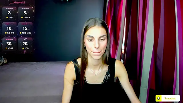 EmmyGreans online show from 09-17-25, 12:18