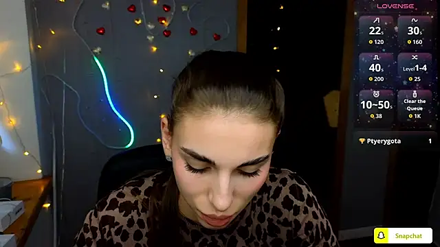 EmmyGreans online show from 09-29-25, 11:38