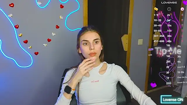 EmmyGreans online show from 03-13-25, 03:39