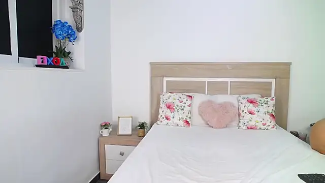 AylinRoss online show from 09-19-25, 05:28