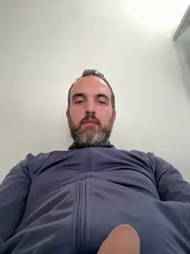 leon3875 online show from 05-15-26, 03:32