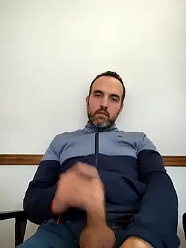 leon3875 online show from 10-31-25, 03:30