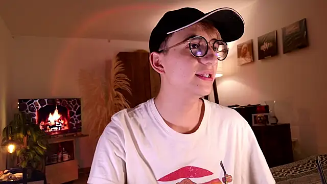 Mr evan1 online show from 10-22-25, 03:00