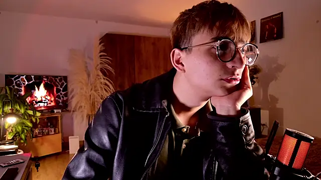 Mr evan1 online show from 09-22-25, 04:02