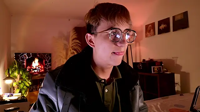 Mr evan1 online show from 10-29-25, 03:11