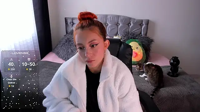 Violetaarey online show from 03-27-26, 09:27