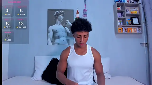 Snapshot of MagnusKing_ chatting on 12-05-25, 12:43 MagnusKing online show from 12-05-25, 12:43