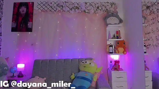 Snapshot of _dayana_miler chatting on 10-10-25, 01:28 dayana miler online show from 10-10-25, 01:28