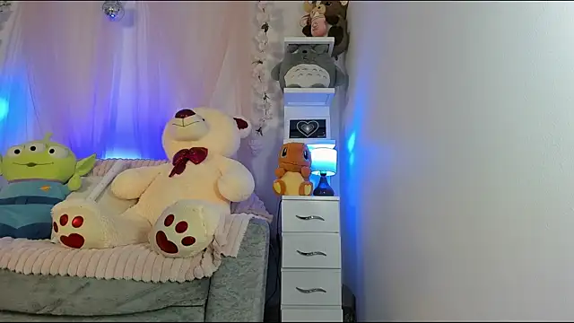  dayana miler online show from 07-17-26, 03:42