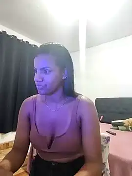 Snapshot of Bella_Anjoss chatting on 01-22-25, 03:09 Bella Anjoss online show from 01-22-25, 03:09