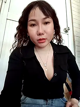 Ana love2000 online show from 03-18-25, 02:18