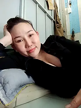 Ana love2000 online show from 10-15-25, 04:44