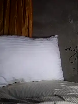 lachilena027 online show from 02-28-25, 03:37