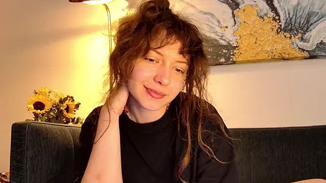 Snapshot of sun_place chatting on 06-18-26, 06:01 sun place online show from 06-18-26, 06:01
