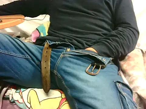 Giulio35 Pika online show from 11-20-25, 03:45