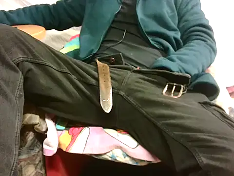 Giulio35 Pika online show from 11-30-25, 05:52