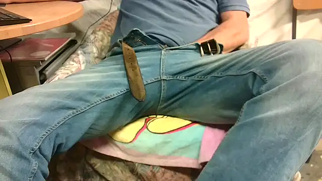 Giulio35 Pika online show from 09-28-25, 05:03