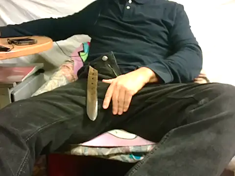 Giulio35 Pika online show from 12-04-25, 04:17