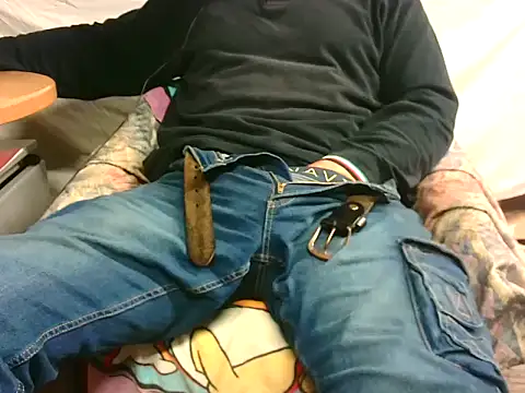 Giulio35 Pika online show from 11-14-25, 04:21