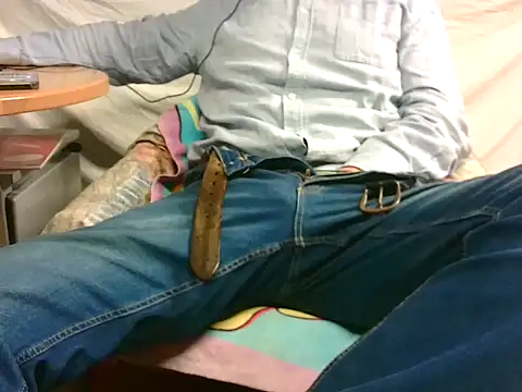 Giulio35 Pika online show from 12-21-25, 04:14