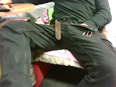 Giulio35 Pika online show from 12-03-25, 08:52