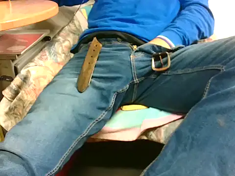 Giulio35 Pika online show from 10-16-25, 07:44