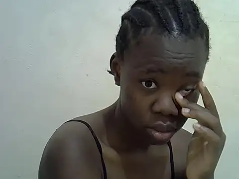 Snapshot of hey_its_andreana chatting on 10-10-25, 07:53 hey its andreana online show from 10-10-25, 07:53