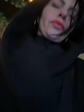 KimKelly13 online show from 11-15-25, 07:45