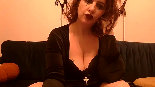 Snapshot of AshleyCox chatting on 10-26-25, 11:16 AshleyCox online show from 10-26-25, 11:16