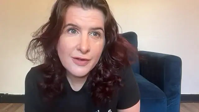 Snapshot of AshleyCox chatting on 05-07-26, 10:40 AshleyCox online show from 05-07-26, 10:40