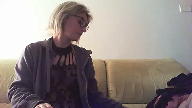 Snapshot of sexy_blondie92 chatting on 01-14-25, 10:12 sexy blondie92 online show from 01-14-25, 10:12