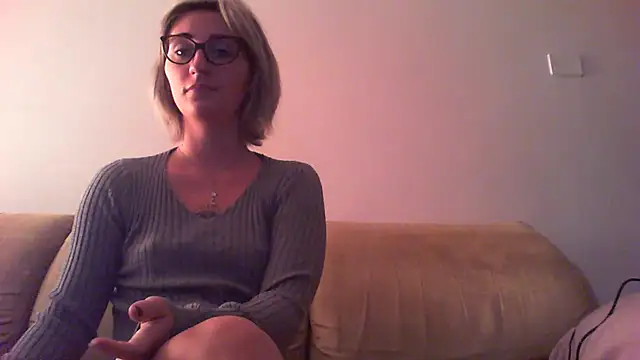 Snapshot of sexy_blondie92 chatting on 01-13-25, 10:24 sexy blondie92 online show from 01-13-25, 10:24