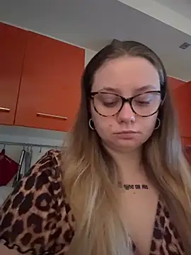 chloetarducci online show from 03-01-26, 11:21