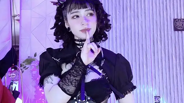 zephirahabney online show from 11-01-25, 02:00