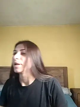 Snapshot of AntoniaHottie chatting on 05-19-26, 07:48 AntoniaHottie online show from 05-19-26, 07:48