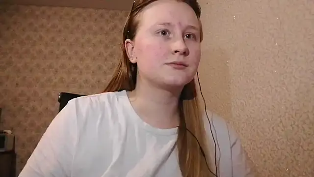 Snapshot of Anika_Lipps chatting on 03-07-25, 04:44 Anika Lipps online show from 03-07-25, 04:44