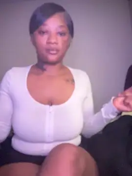 Snapshot of KiDaBrat chatting on 02-11-26, 06:52 KiDaBrat online show from 02-11-26, 06:52