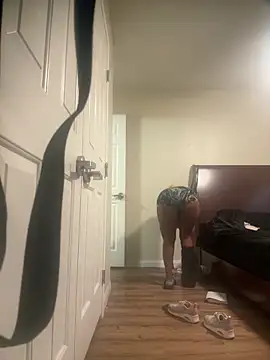 Snapshot of KiDaBrat chatting on 10-05-25, 08:32 KiDaBrat online show from 10-05-25, 08:32