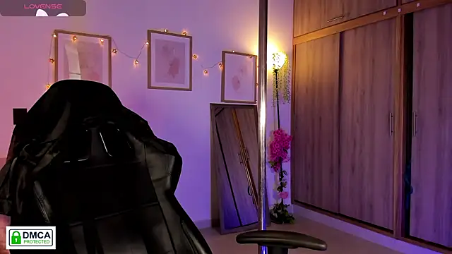 Lilabril online show from 03-15-26, 02:46