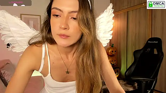 Lilabril online show from 10-31-25, 03:08