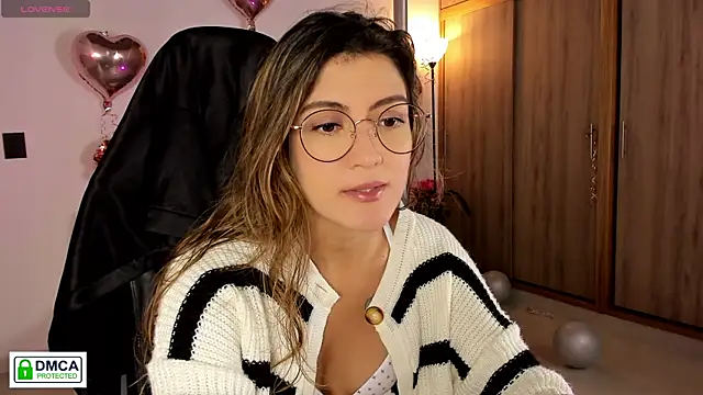 Lilabril online show from 04-16-26, 02:40