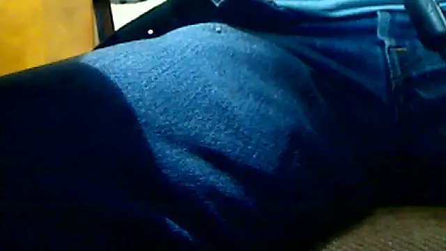 Snapshot of markluvskitty chatting on 03-04-26, 08:27 markluvskitty online show from 03-04-26, 08:27