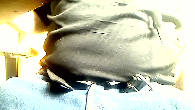 Snapshot of markluvskitty chatting on 02-10-26, 03:00 markluvskitty online show from 02-10-26, 03:00